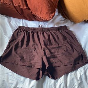 Girlfriend Collective Gazelle Shorts Maroon